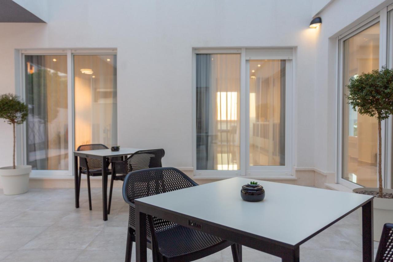 Villa Fortis B&B Trogir Buitenkant foto
