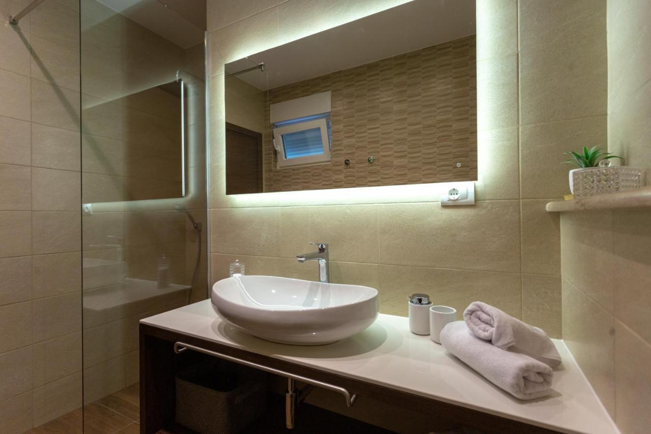 Villa Fortis B&B Trogir Buitenkant foto